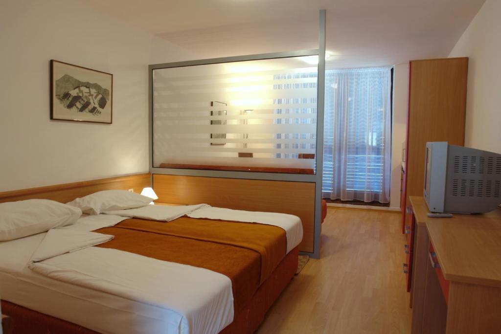 Apartments Hostin Roza Duga Uvala Pavicini Pokoj fotografie